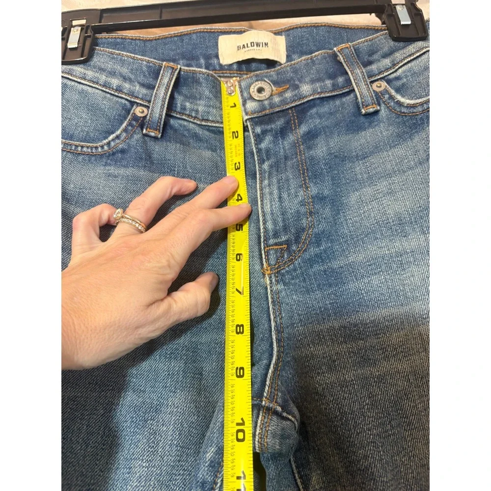 Baldwin Jeans Women's Blue Denim Distressed Knee Straight Leg Jeans Size‎ 28